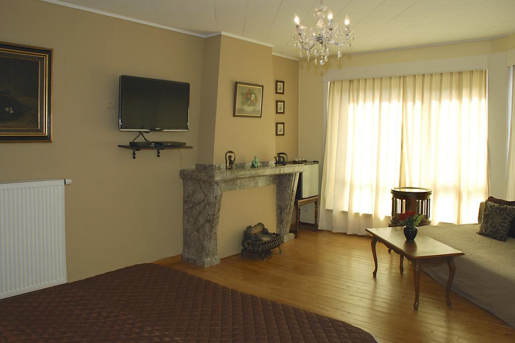 B&B Golden Corner 24 Mechelen Exterior photo